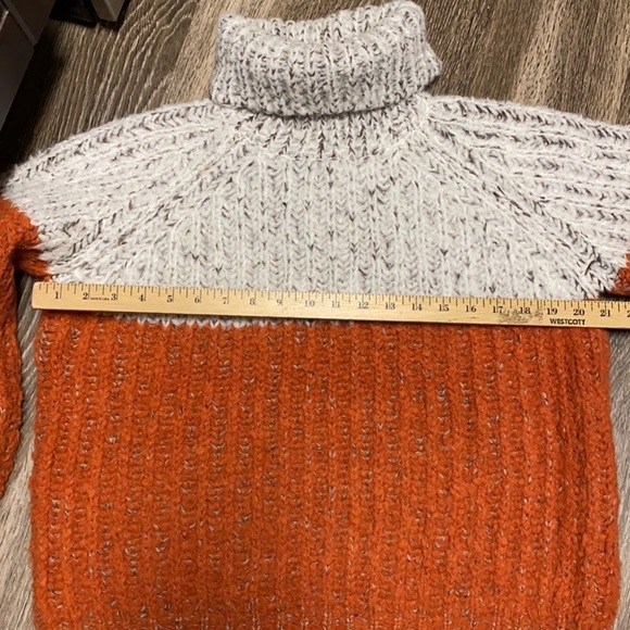 Chanel Cashmere blend chunky sweater - Picture 12 of 12